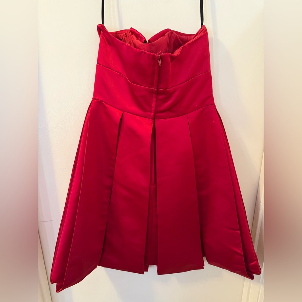 Bari Jay Vibrant Red Strapless Satin- like Cocktail DressSz 10 - Picture 2 of 7